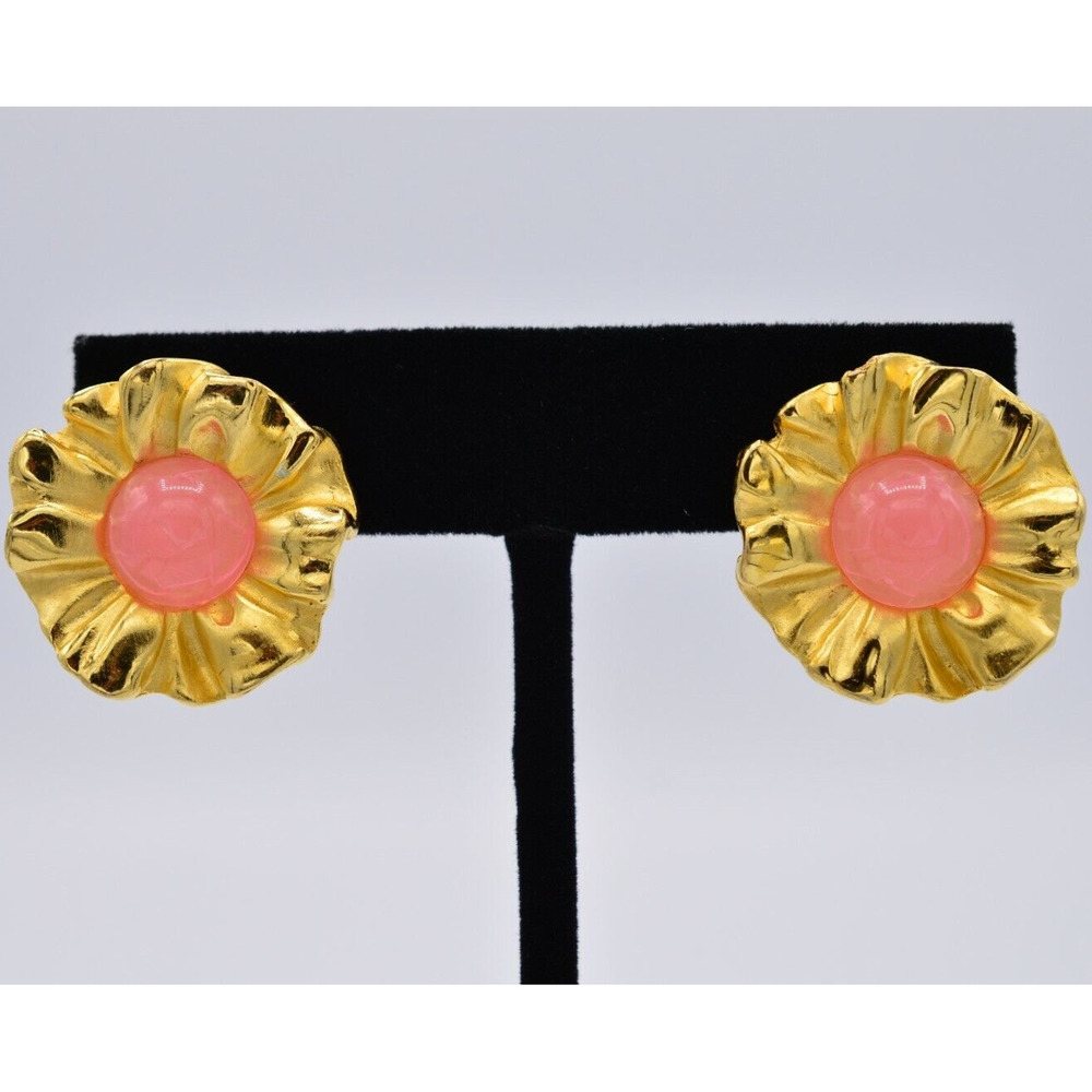 Givenchy Vintage Cabochon Flower Clip On Earrings Brushed Gold Pink Signed 9C